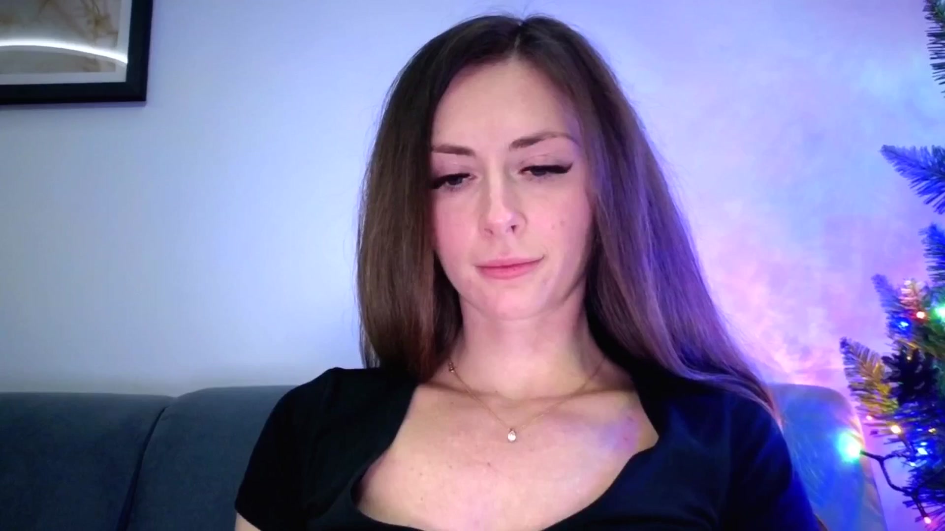 Gallery image thumbnail from Amber_Fry's myfreecams stream on, 12/27/2025, 19:29 image 12 of 20