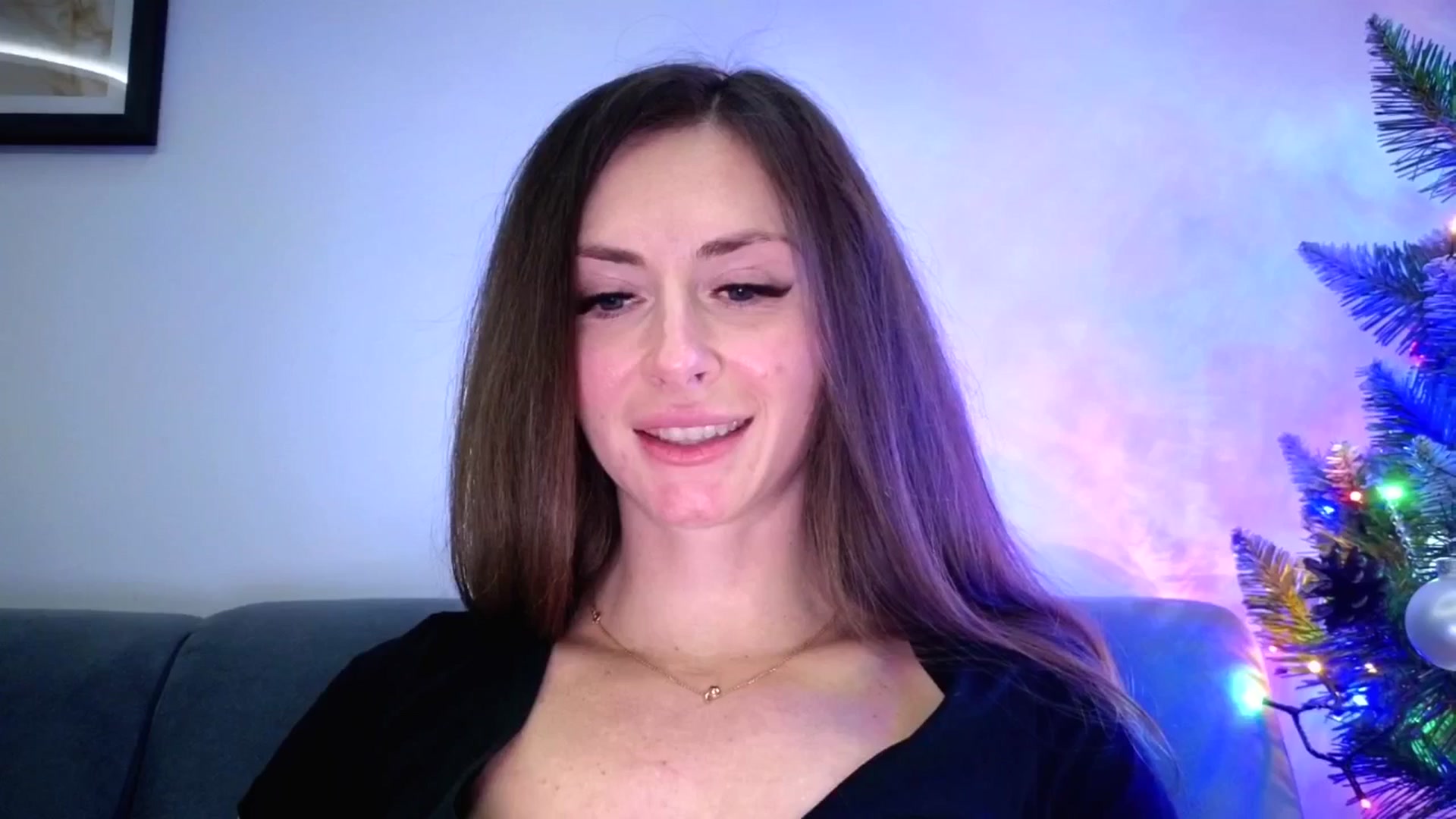 Gallery image thumbnail from Amber_Fry's myfreecams stream on, 12/27/2025, 19:29 image 14 of 20