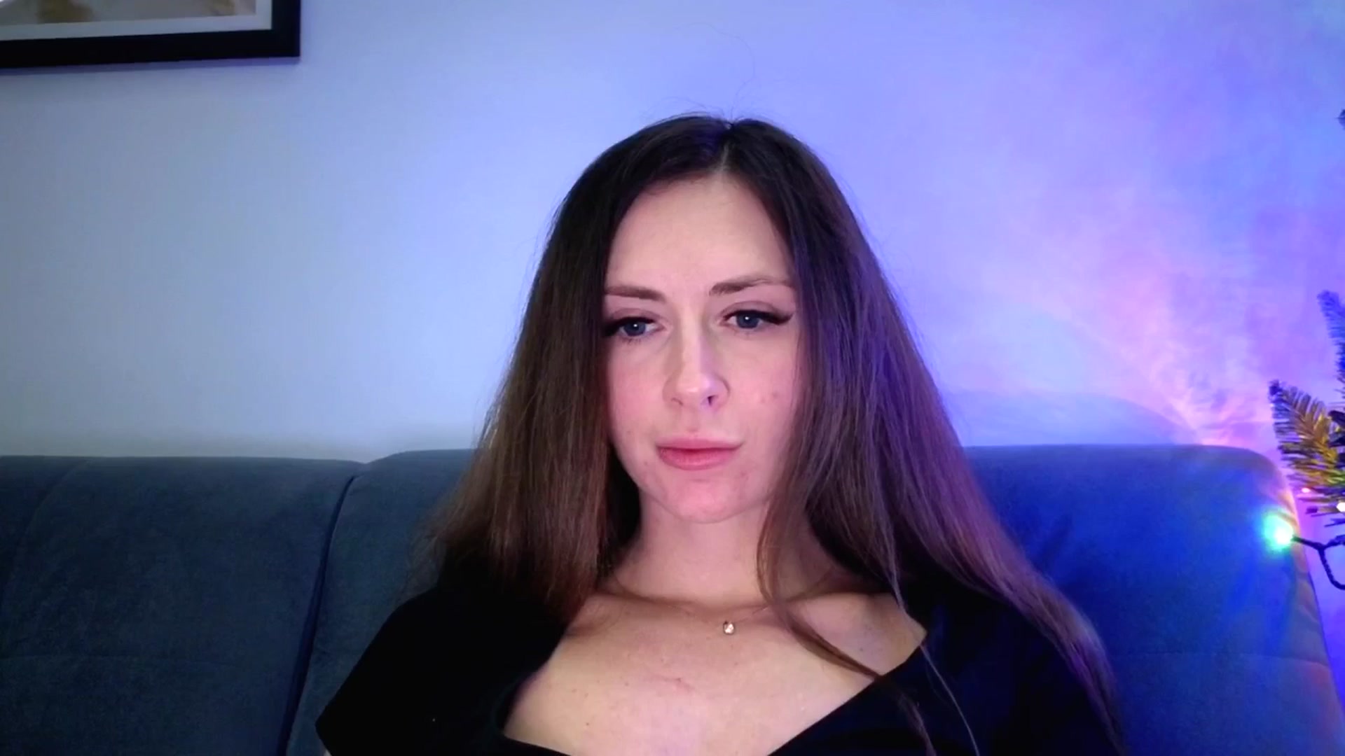 Gallery image thumbnail from Amber_Fry's myfreecams stream on, 12/27/2025, 19:29 image 5 of 20