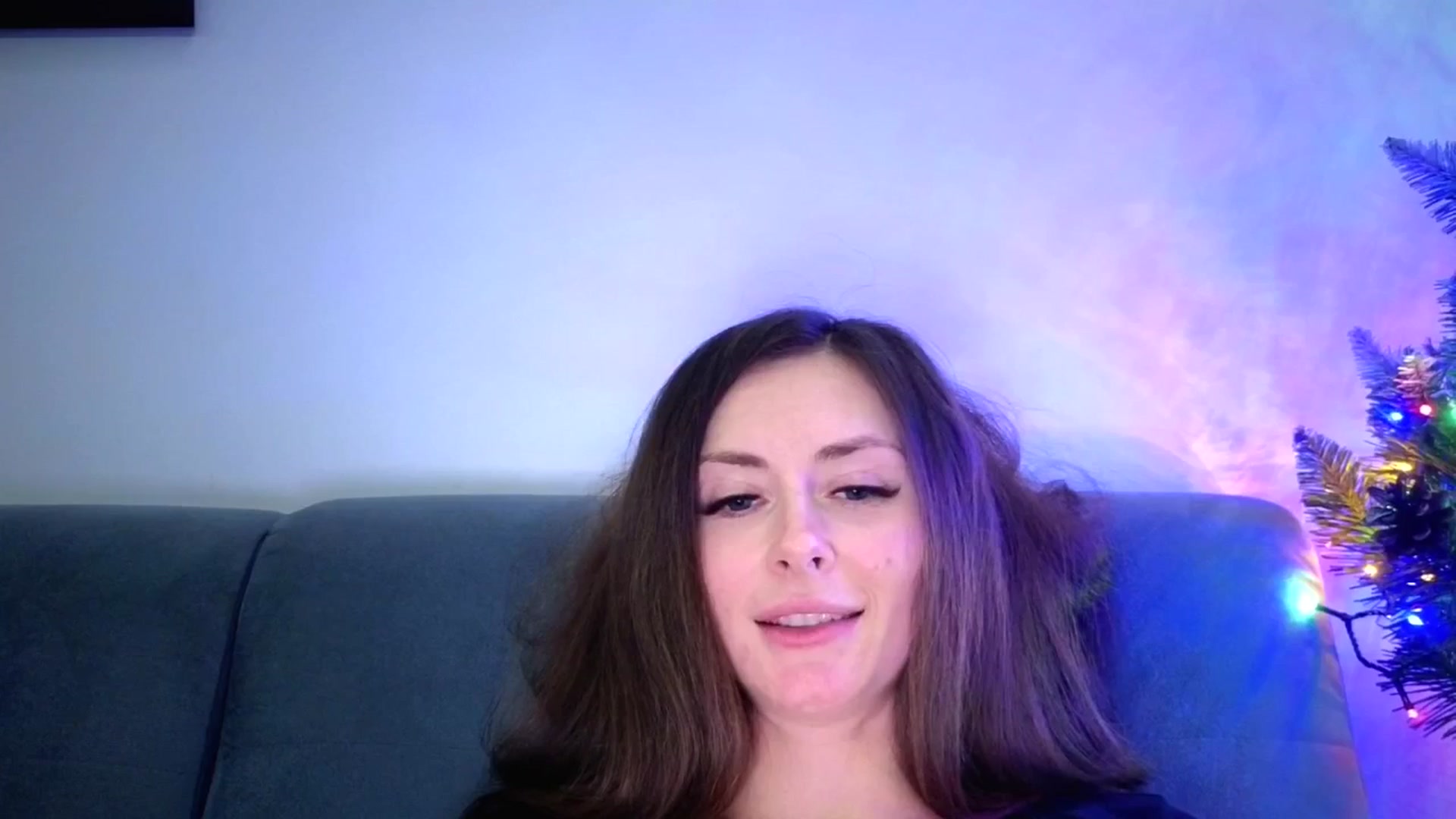 Gallery image thumbnail from Amber_Fry's myfreecams stream on, 12/27/2025, 19:29 image 19 of 20
