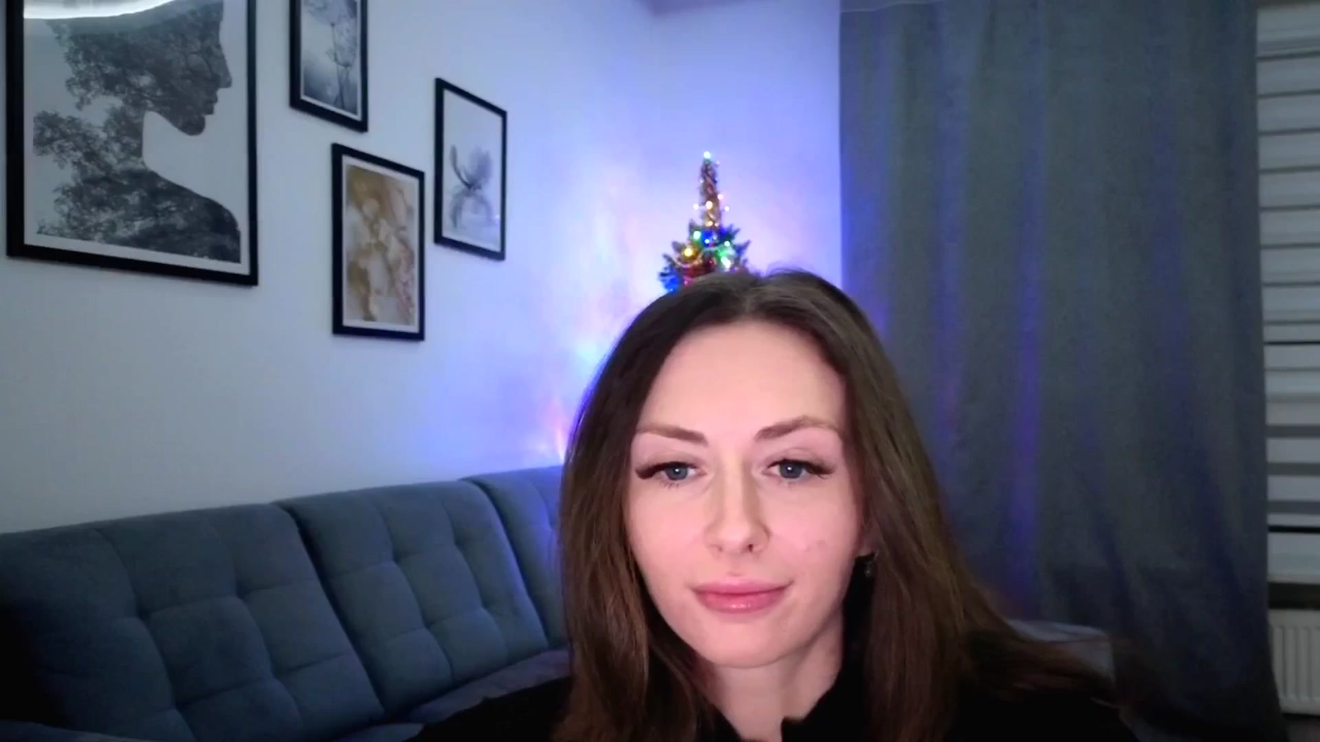 Gallery image thumbnail from Amber_Fry's myfreecams stream on, 01/08/2026, 17:59 image 18 of 20
