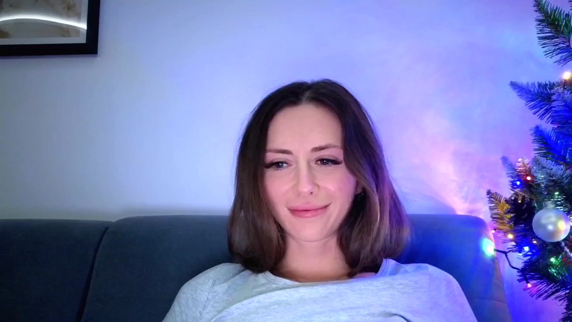 Gallery image thumbnail from Amber_Fry's myfreecams stream on, 01/09/2026, 23:03 image 19 of 20