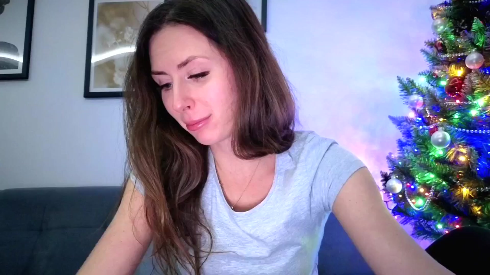 Gallery image thumbnail from Amber_Fry's myfreecams stream on, 01/09/2026, 23:03 image 8 of 20