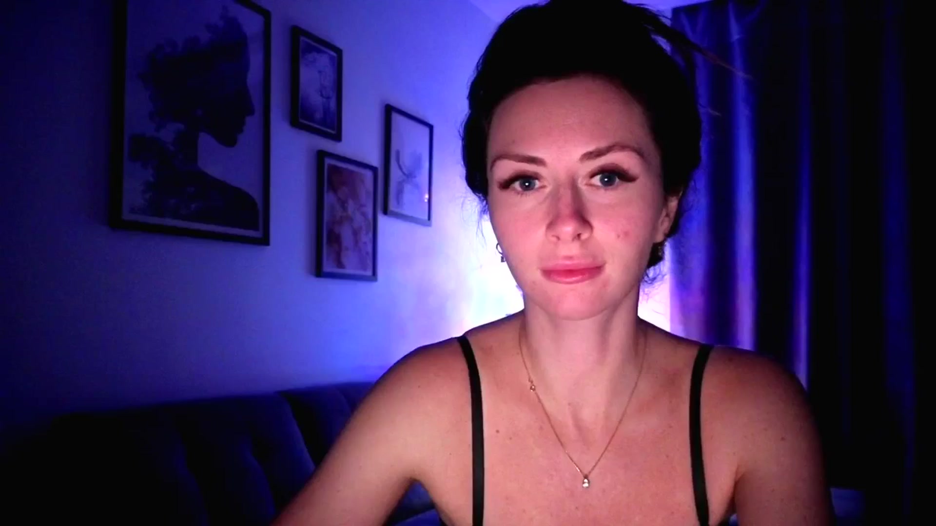 Gallery image thumbnail from Amber_Fry's myfreecams stream on, 01/10/2026, 23:29 image 18 of 20