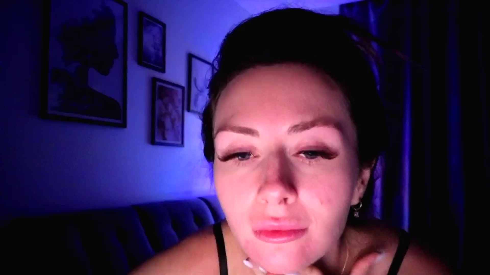 Gallery image thumbnail from Amber_Fry's myfreecams stream on, 01/10/2026, 23:29 image 9 of 20
