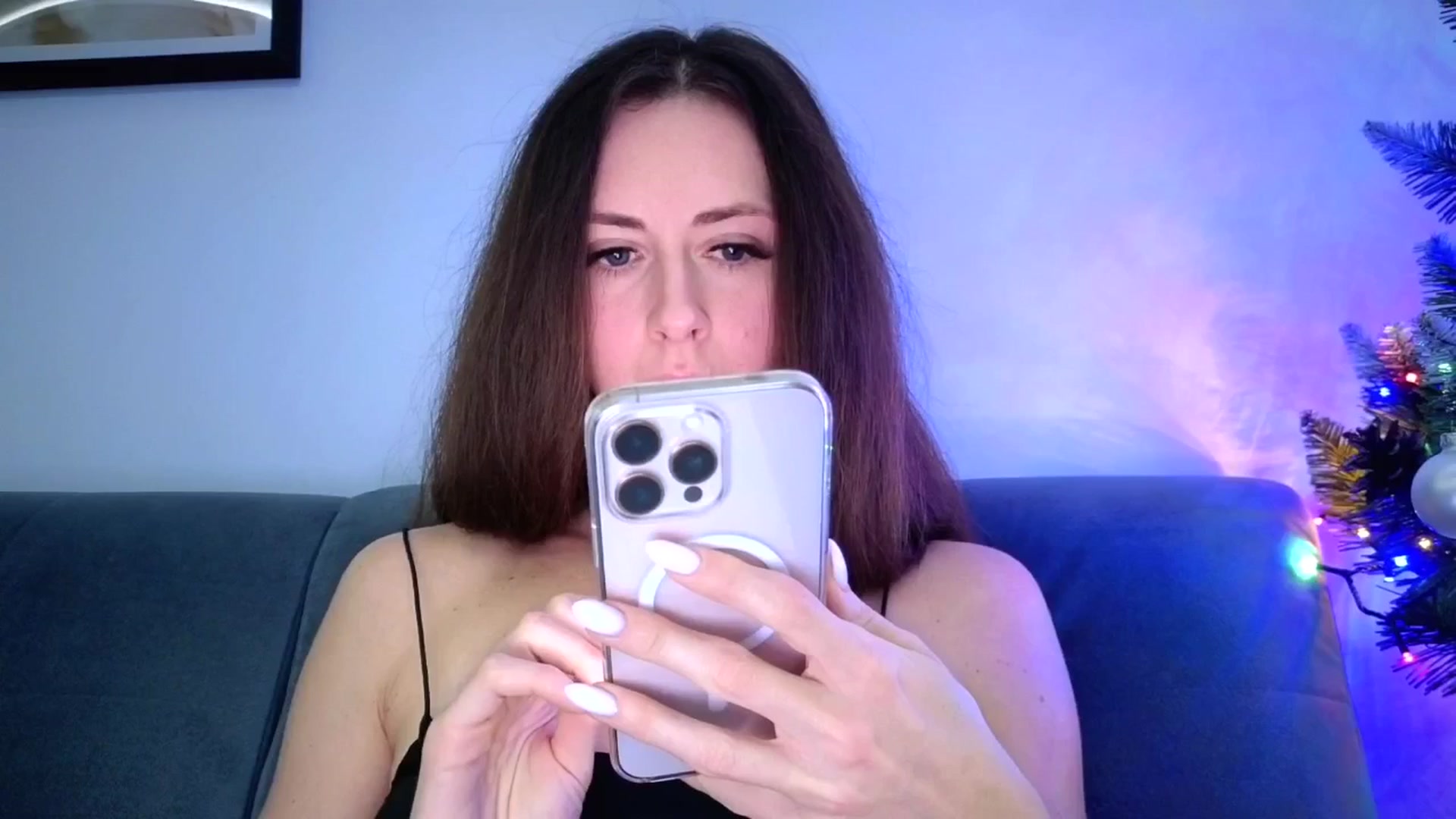 Gallery image thumbnail from Amber_Fry's myfreecams stream on, 01/11/2026, 14:29 image 7 of 20