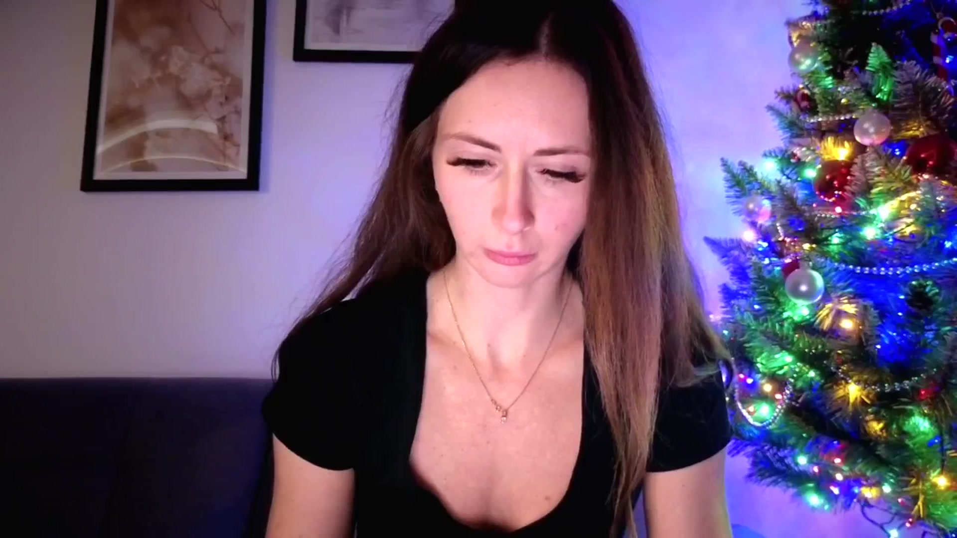 Gallery image thumbnail from Amber_Fry's myfreecams stream on, 01/11/2026, 16:44 image 19 of 20