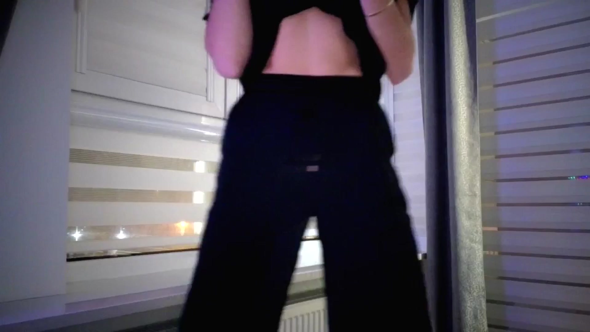 Gallery image thumbnail from Amber_Fry's myfreecams stream on, 01/14/2026, 22:58 image 1 of 20