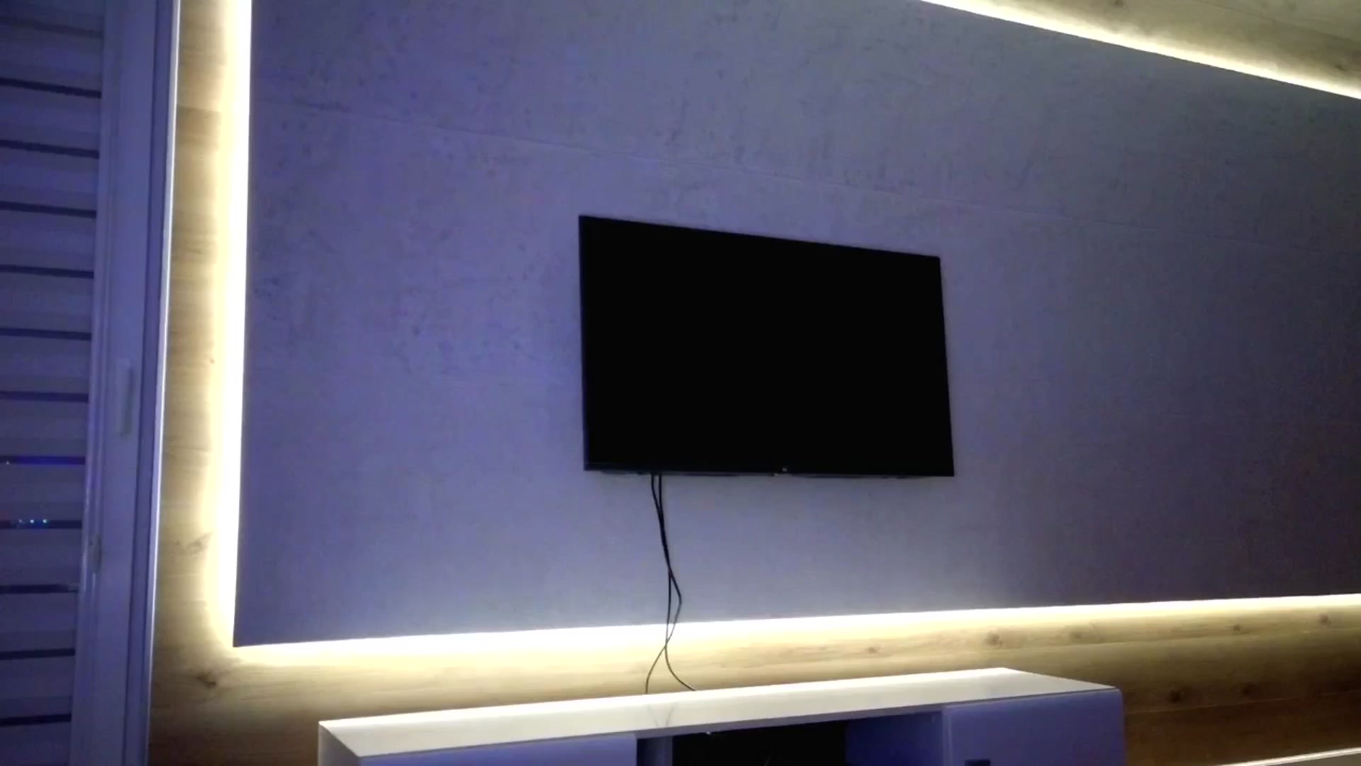 Gallery image thumbnail from Amber_Fry's myfreecams stream on, 01/15/2026, 19:19 image 6 of 20