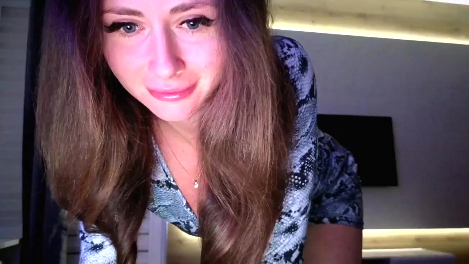 Gallery image thumbnail from Amber_Fry's myfreecams stream on, 01/16/2026, 21:46 image 3 of 20