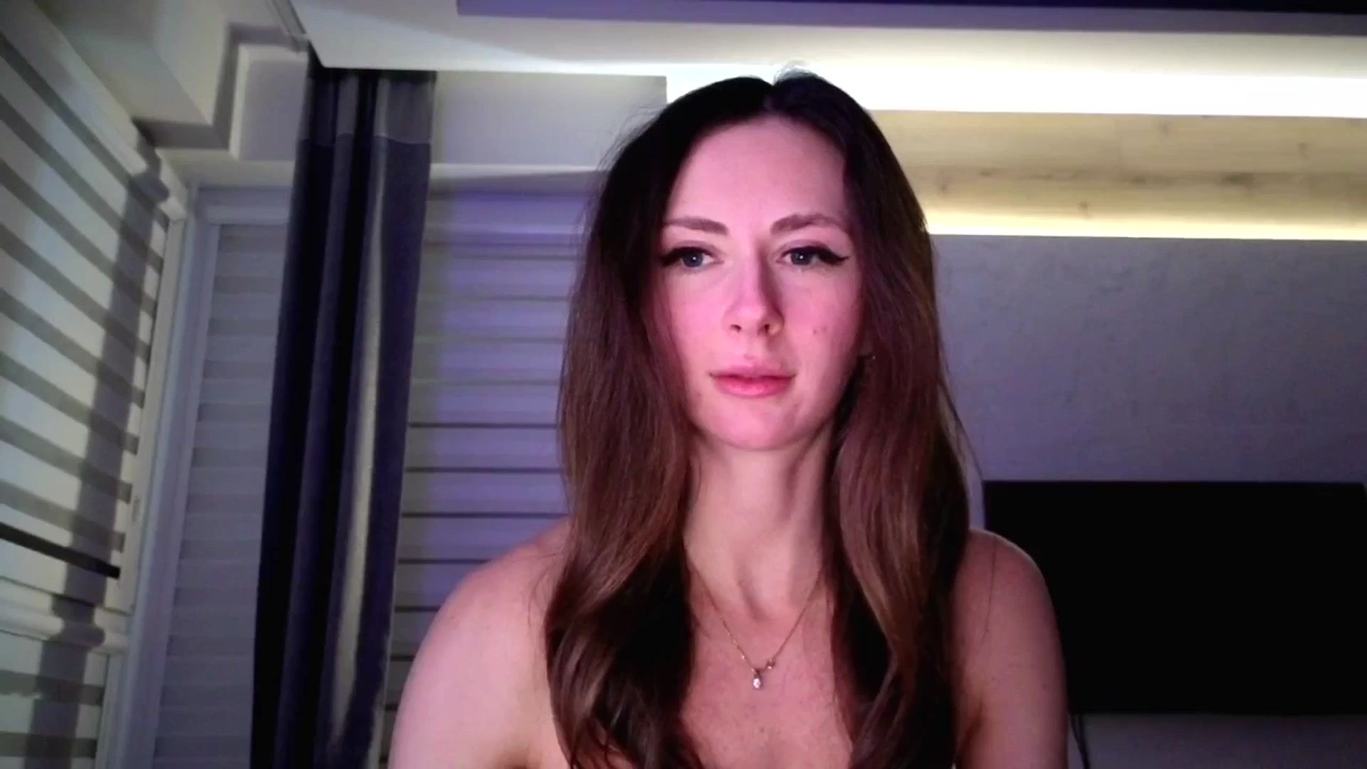 Gallery image thumbnail from Amber_Fry's myfreecams stream on, 01/16/2026, 23:52 image 6 of 20