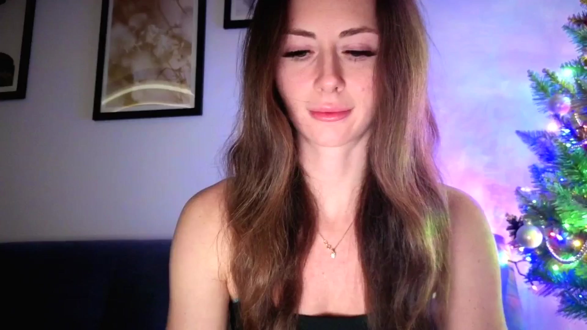 Gallery image thumbnail from Amber_Fry's myfreecams stream on, 01/17/2026, 20:35 image 4 of 20