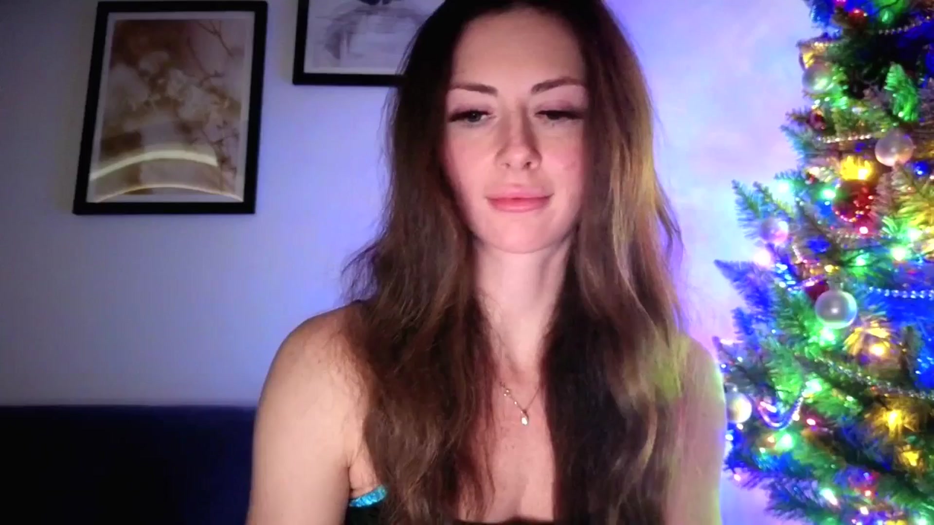 Gallery image thumbnail from Amber_Fry's myfreecams stream on, 01/17/2026, 22:30 image 18 of 20