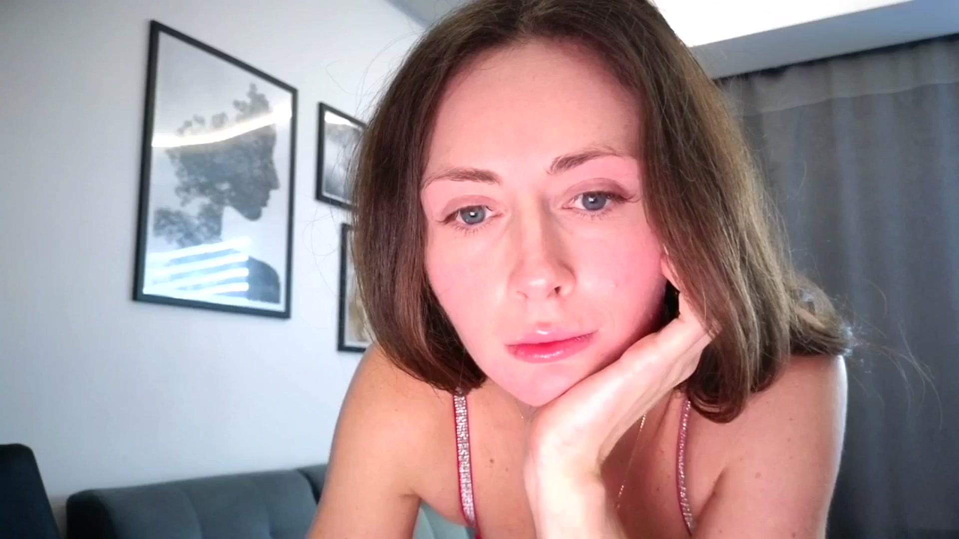 Gallery image thumbnail from Amber_Fry's myfreecams stream on, 03/05/2026, 15:56 image 16 of 20