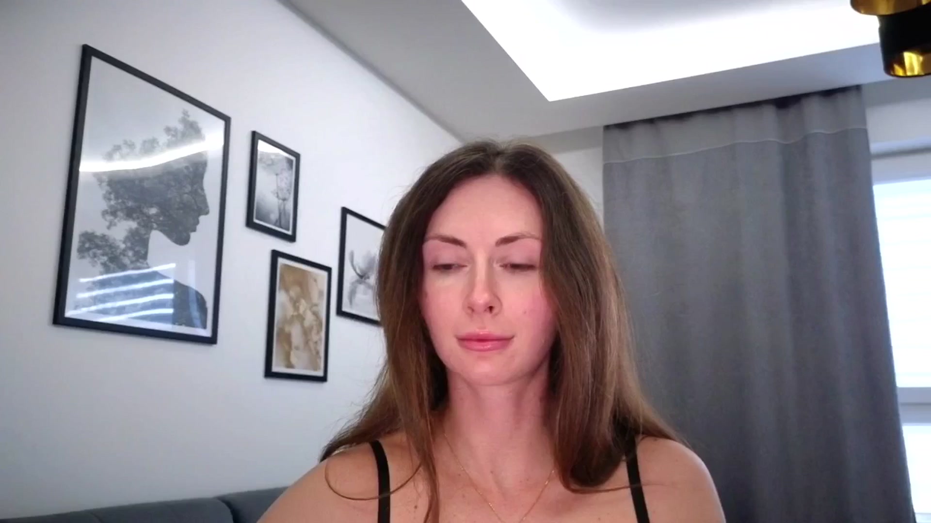 Gallery image thumbnail from Amber_Fry's myfreecams stream on, 03/12/2026, 16:40 image 16 of 20