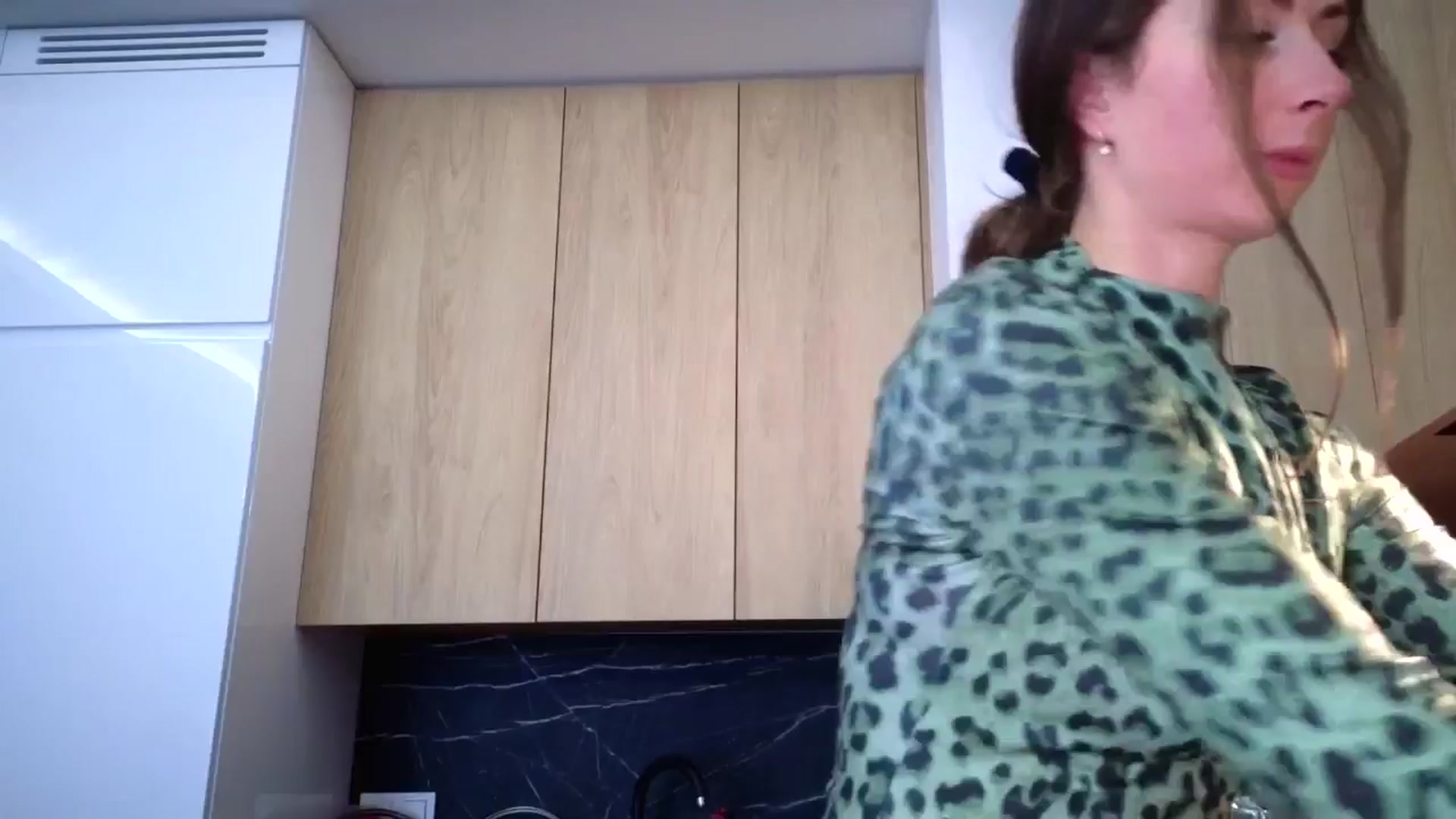 Gallery image thumbnail from Amber_Fry's myfreecams stream on, 03/17/2026, 16:32 image 7 of 20