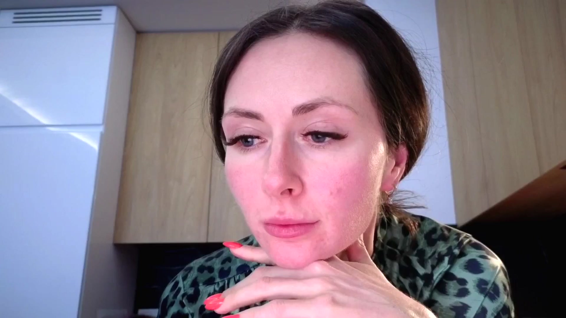 Gallery image thumbnail from Amber_Fry's myfreecams stream on, 03/17/2026, 16:32 image 6 of 20