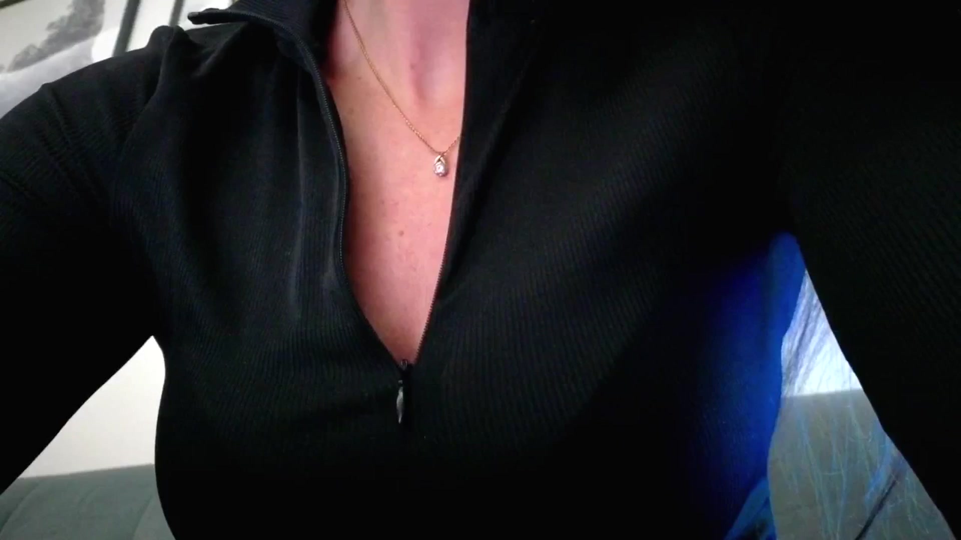 Gallery image thumbnail from Amber_Fry's myfreecams stream on, 03/26/2026, 20:55 image 8 of 20