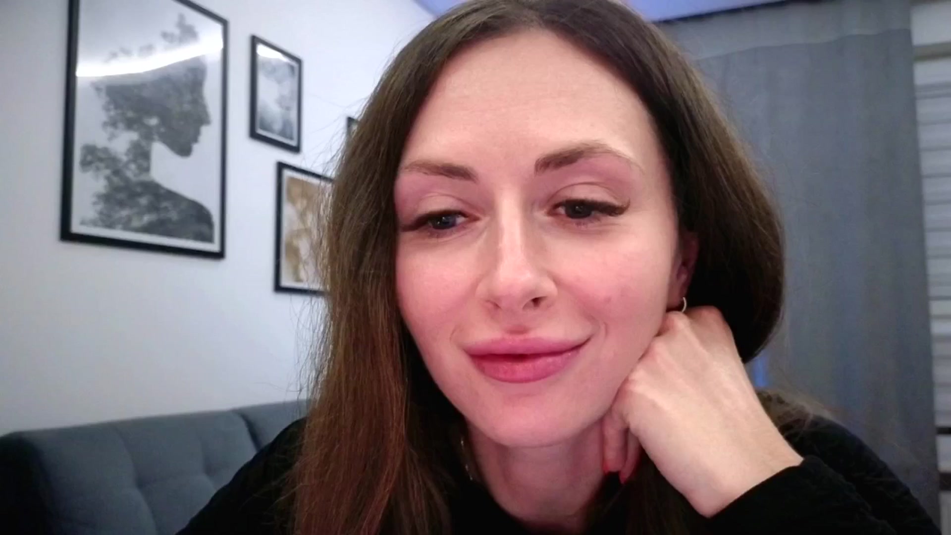 Gallery image thumbnail from Amber_Fry's myfreecams stream on, 03/27/2026, 21:45 image 15 of 20