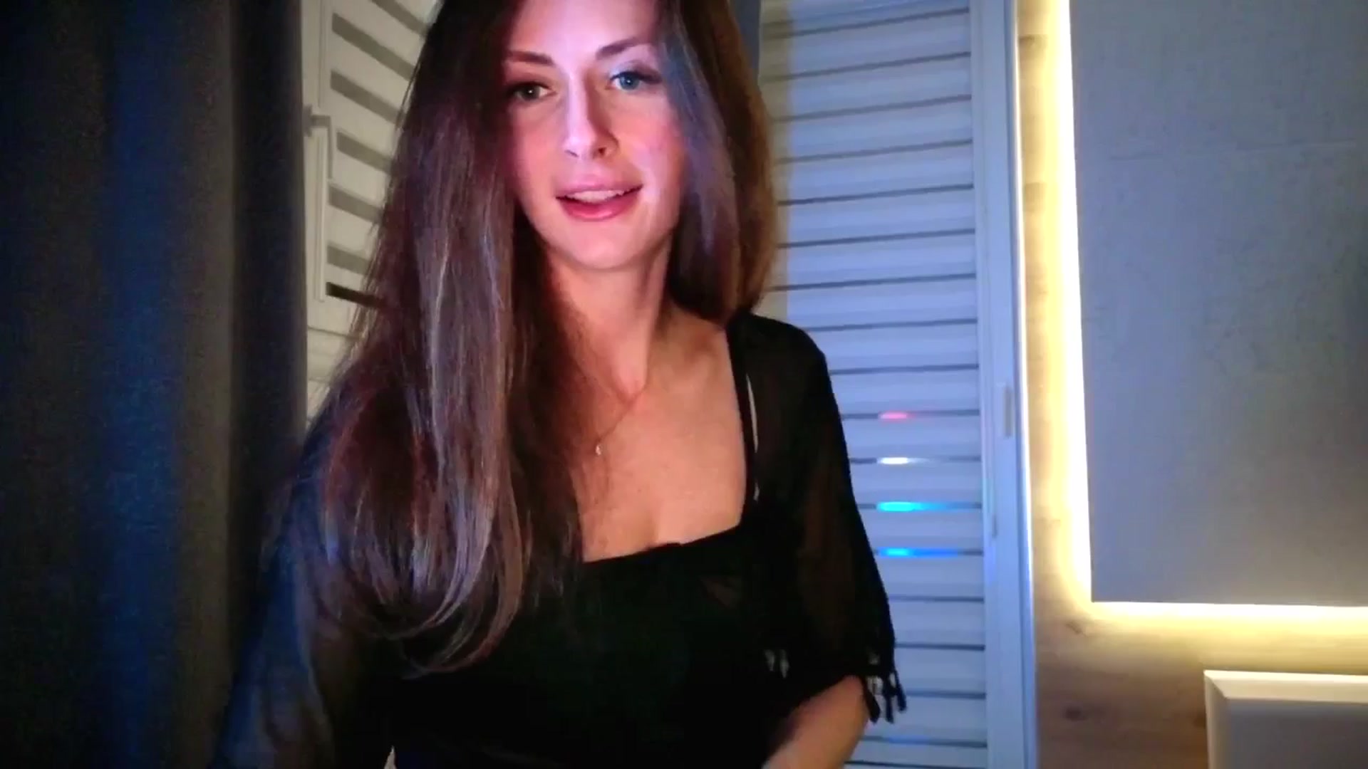 Gallery image thumbnail from Amber_Fry's myfreecams stream on, 03/29/2026, 21:03 image 19 of 20