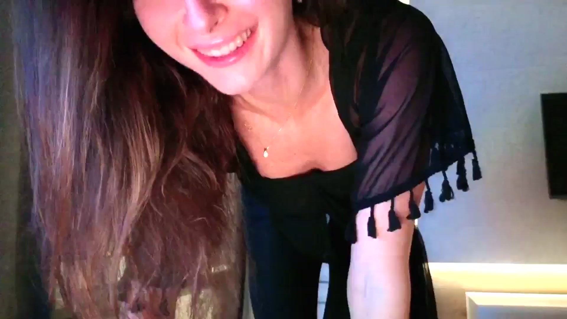 Gallery image thumbnail from Amber_Fry's myfreecams stream on, 03/29/2026, 21:03 image 16 of 20