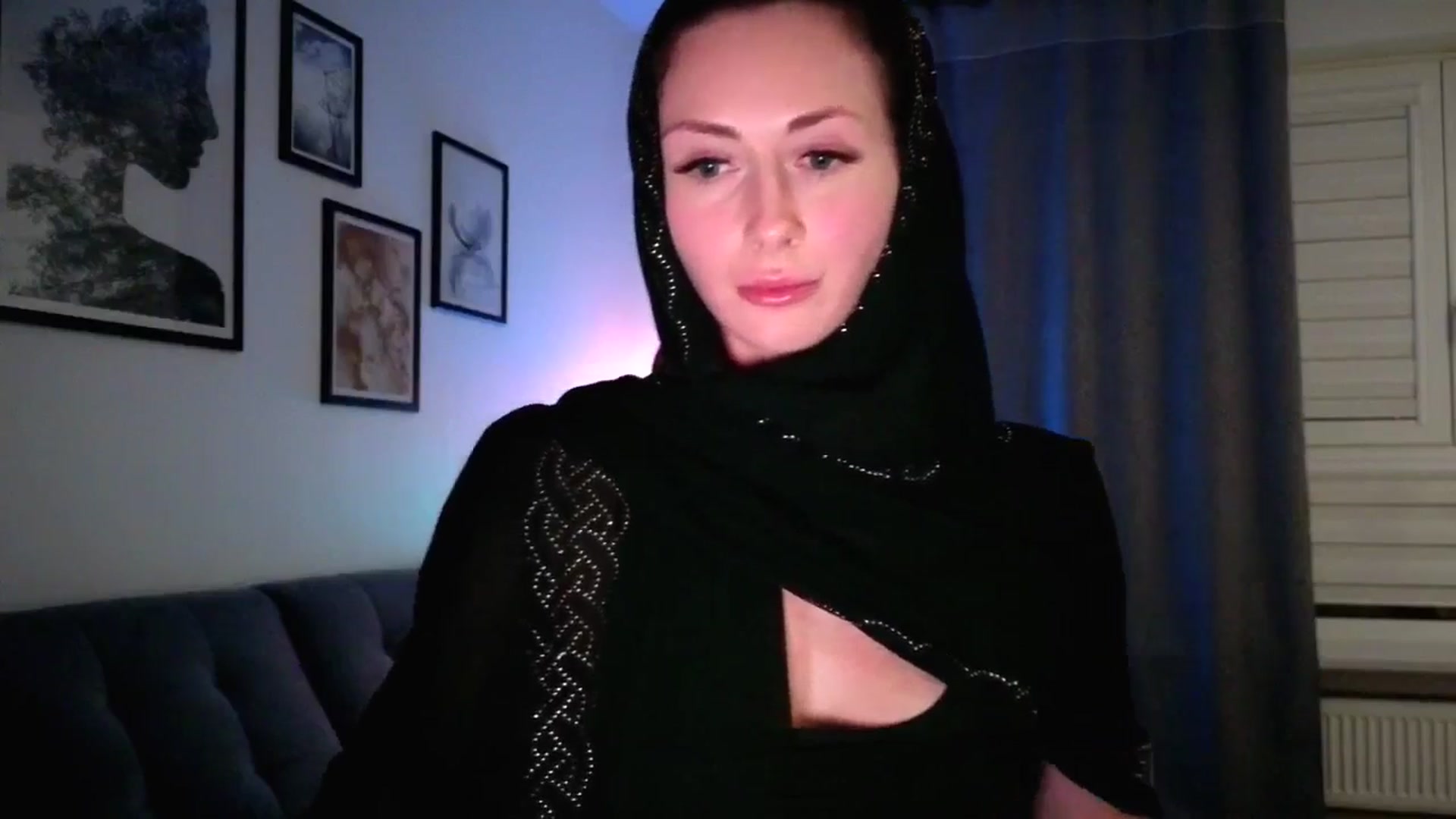 Gallery image thumbnail from Amber_Fry's myfreecams stream on, 03/31/2026, 19:41 image 18 of 20