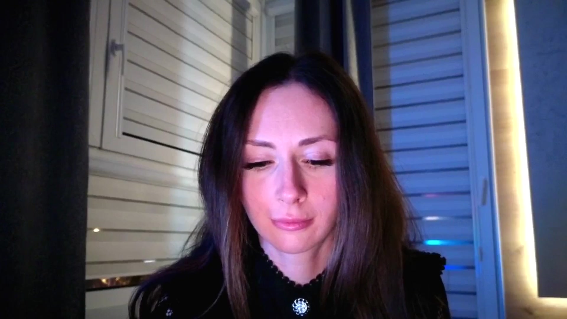 Gallery image thumbnail from Amber_Fry's myfreecams stream on, 04/03/2026, 21:32 image 15 of 20