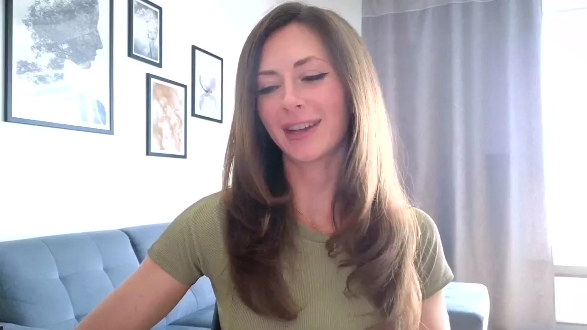Gallery image thumbnail from Amber_Fry's myfreecams stream on, 04/12/2026, 10:54 image 2 of 20