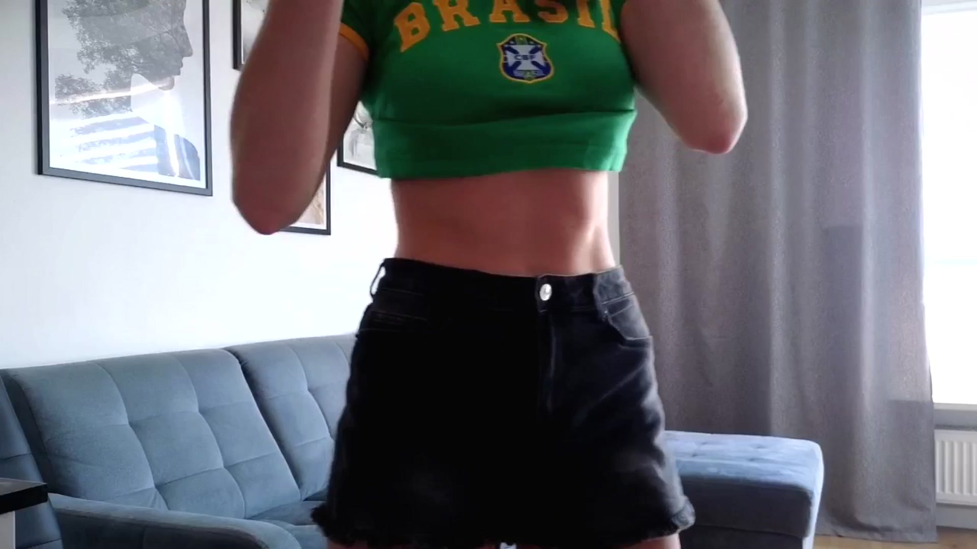 Gallery image thumbnail from Amber_Fry's myfreecams stream on, 04/12/2026, 11:49 image 10 of 20