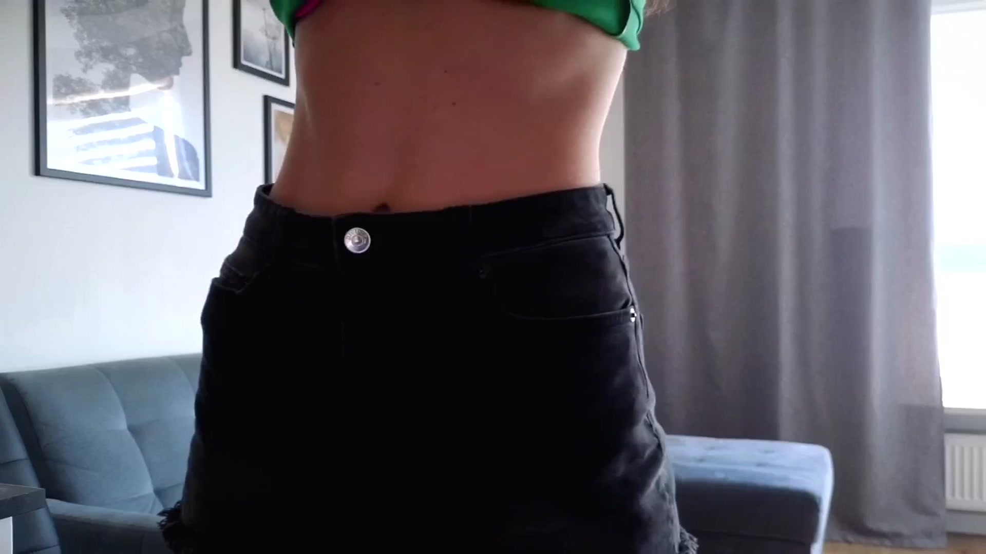 Gallery image thumbnail from Amber_Fry's myfreecams stream on, 04/12/2026, 11:49 image 19 of 20