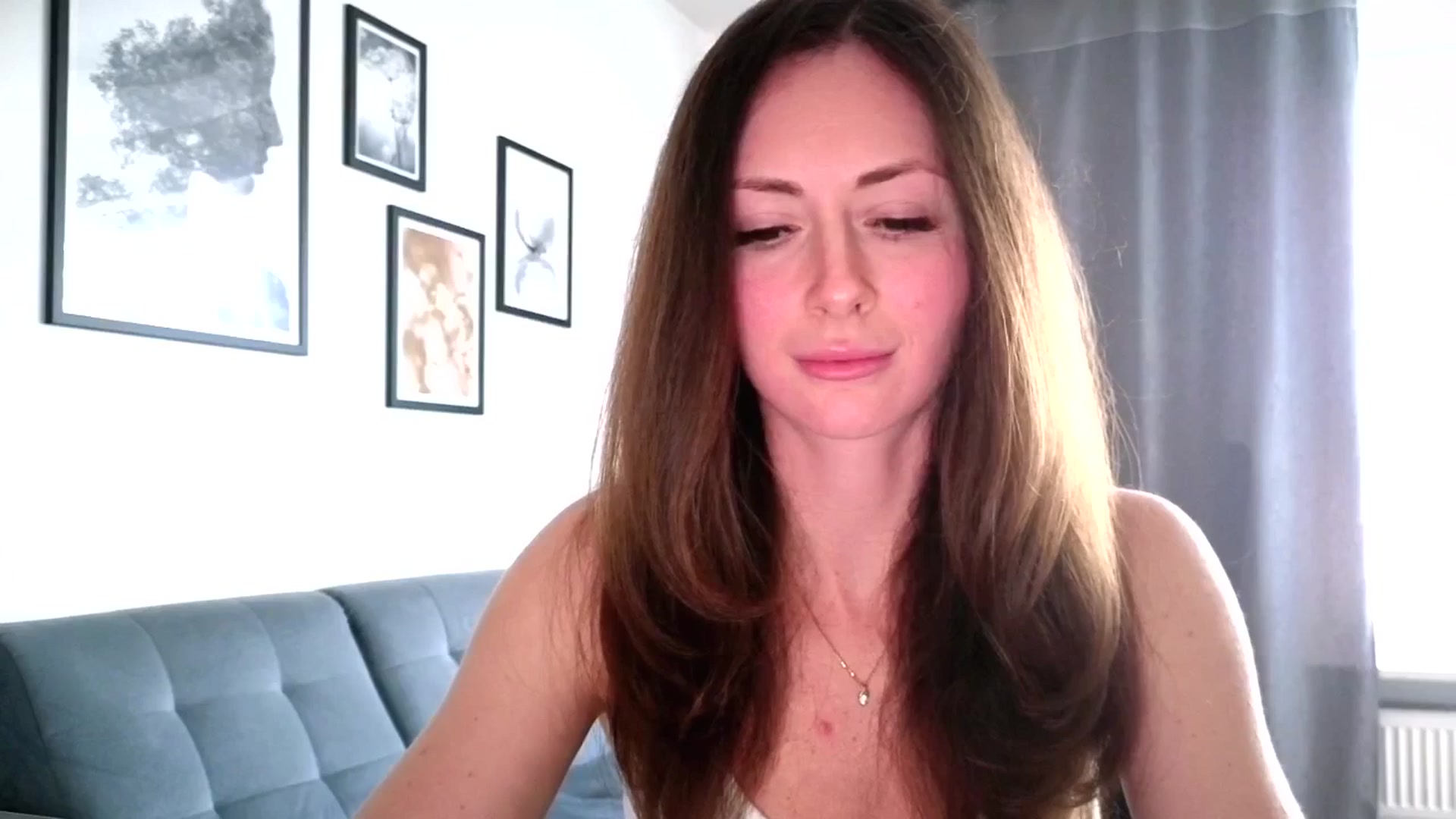 Gallery image thumbnail from Amber_Fry's myfreecams stream on, 04/13/2026, 15:19 image 17 of 20