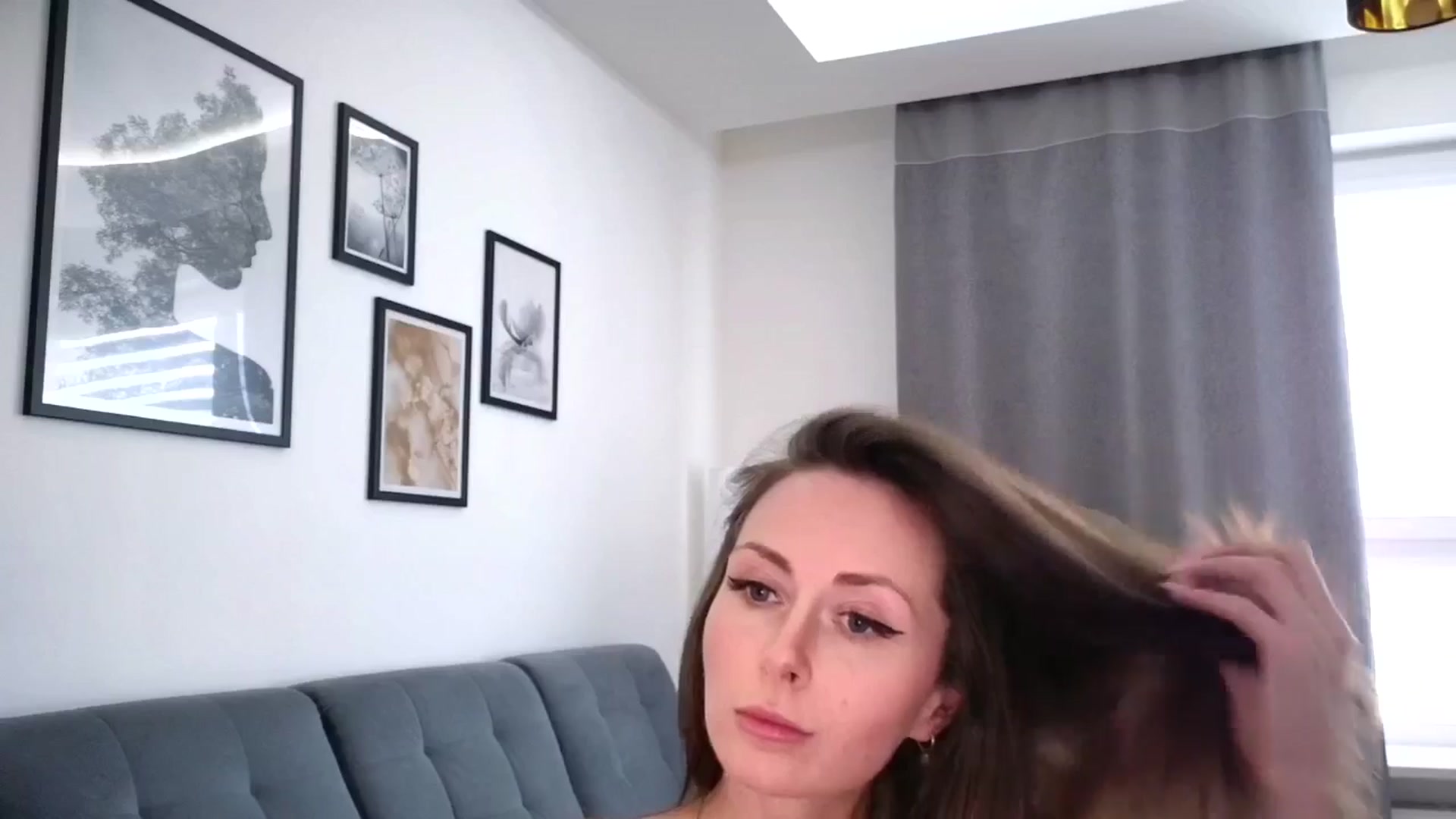Gallery image thumbnail from Amber_Fry's myfreecams stream on, 04/14/2026, 15:47 image 18 of 20