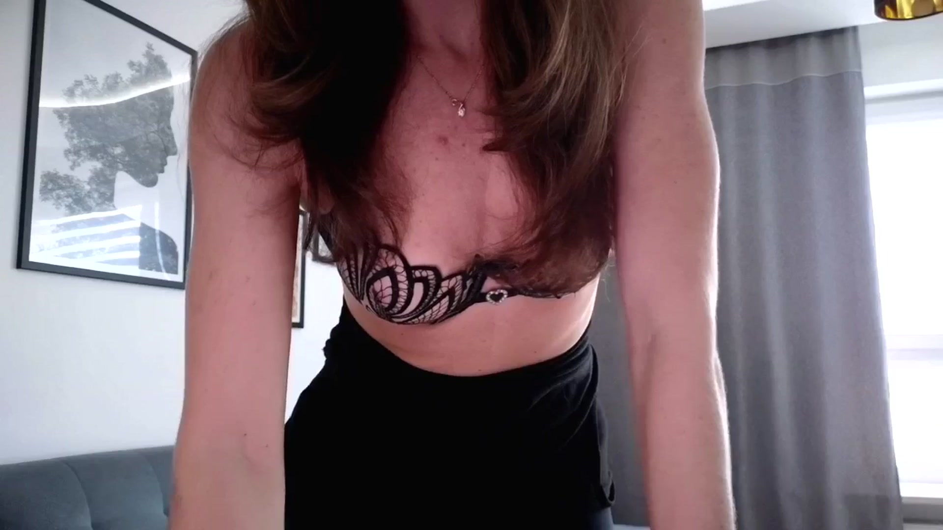 Gallery image thumbnail from Amber_Fry's myfreecams stream on, 04/14/2026, 15:47 image 14 of 20