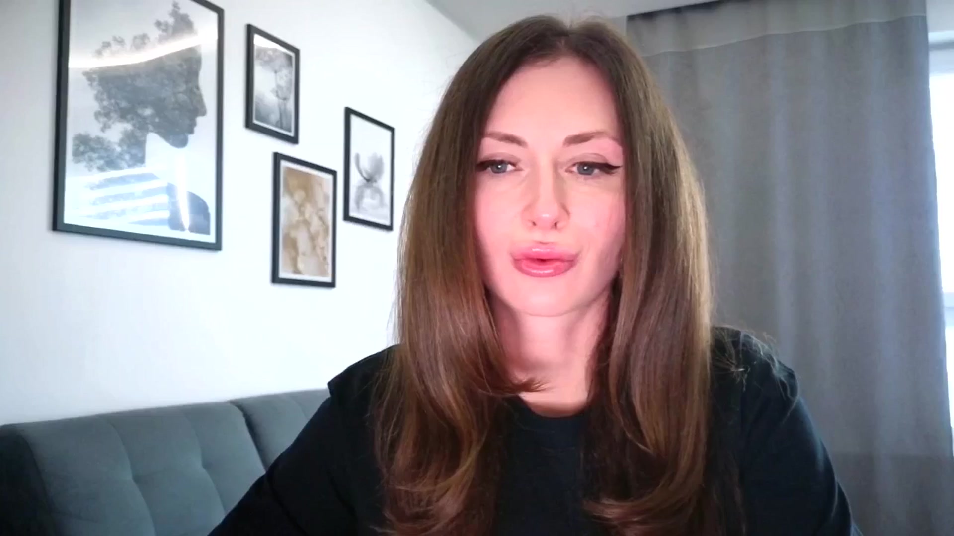 Gallery image thumbnail from Amber_Fry's myfreecams stream on, 04/17/2026, 18:34 image 10 of 20