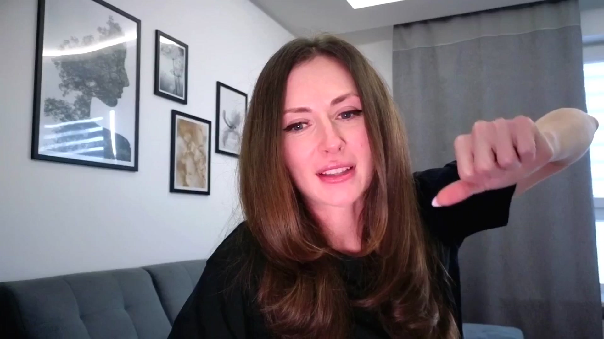 Gallery image thumbnail from Amber_Fry's myfreecams stream on, 04/17/2026, 18:34 image 13 of 20