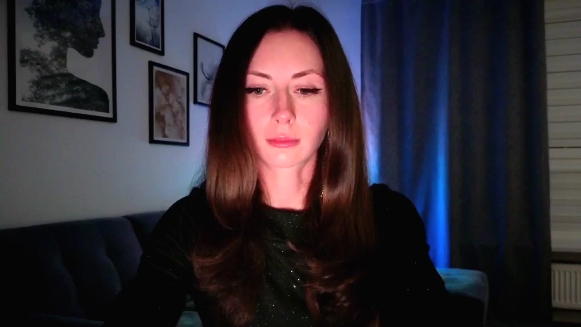 Gallery image thumbnail from Amber_Fry's myfreecams stream on, 04/18/2026, 21:22 image 15 of 20