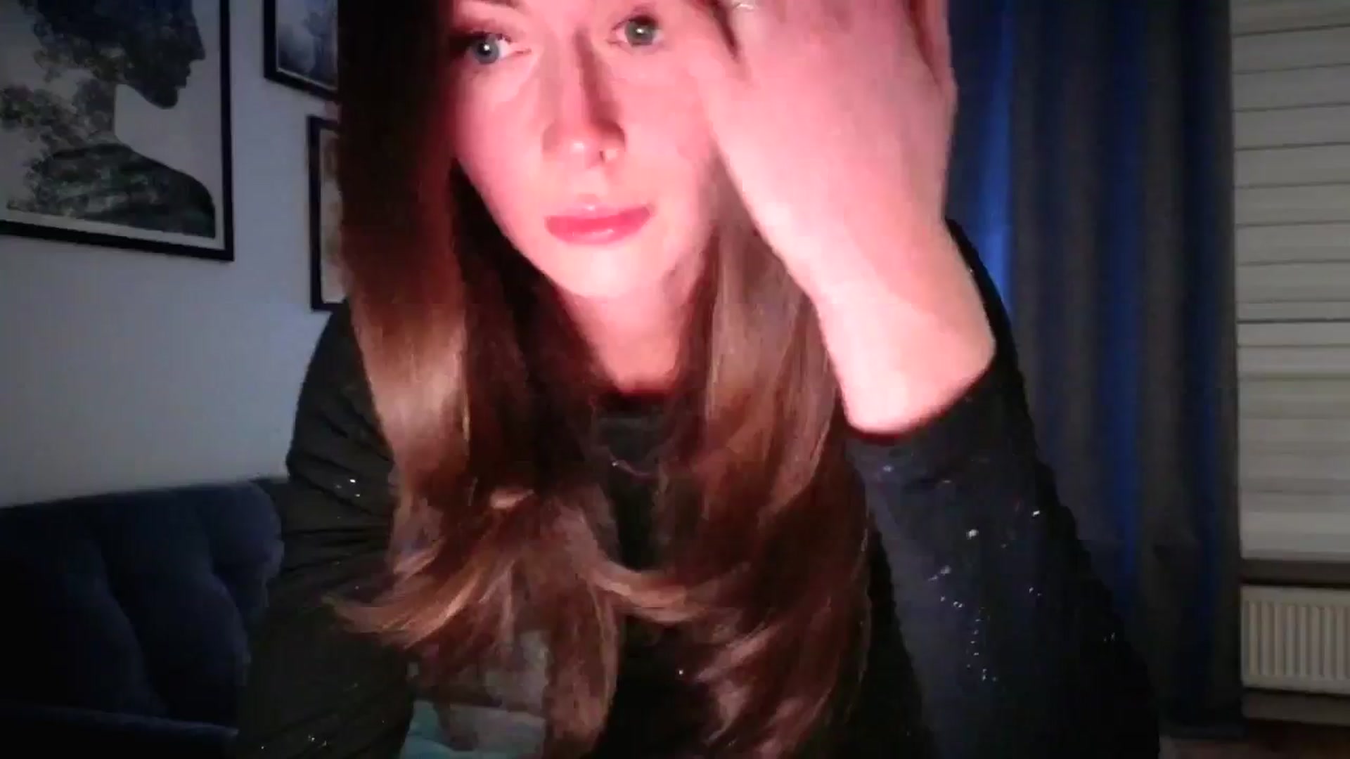 Gallery image thumbnail from Amber_Fry's myfreecams stream on, 04/18/2026, 21:22 image 9 of 20