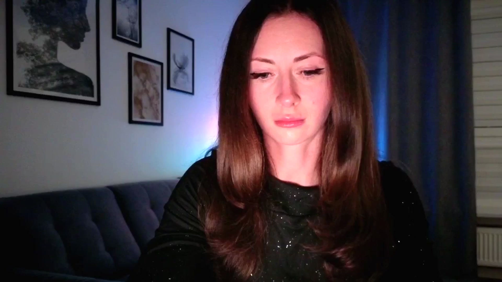 Gallery image thumbnail from Amber_Fry's myfreecams stream on, 04/18/2026, 21:22 image 17 of 20