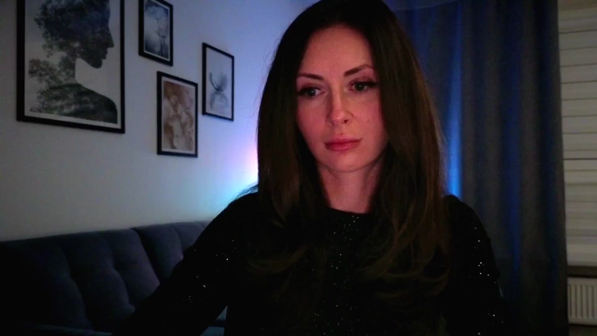 Gallery image thumbnail from Amber_Fry's myfreecams stream on, 04/18/2026, 23:45 image 14 of 20