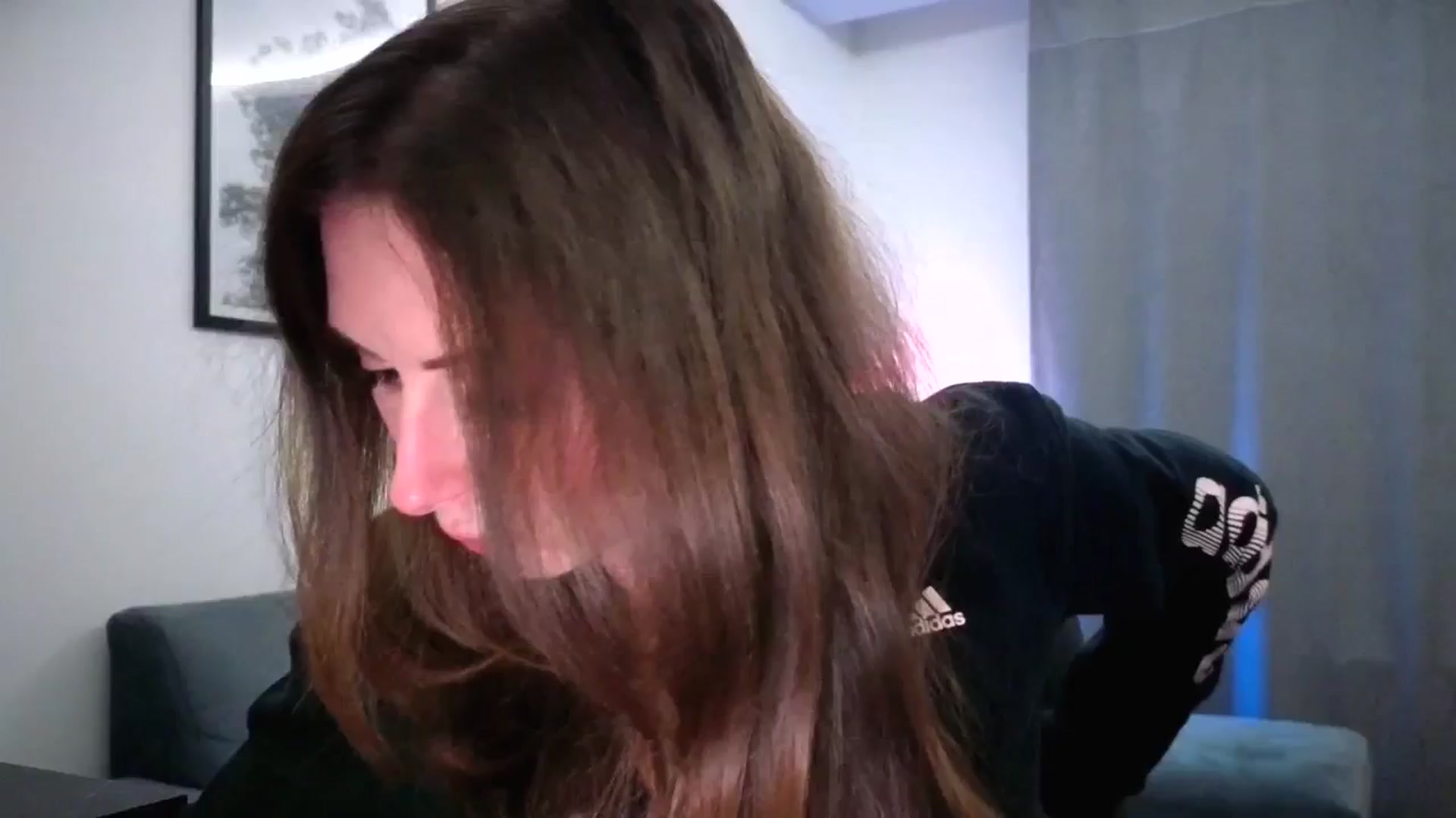 Gallery image thumbnail from Amber_Fry's myfreecams stream on, 04/19/2026, 21:07 image 7 of 20