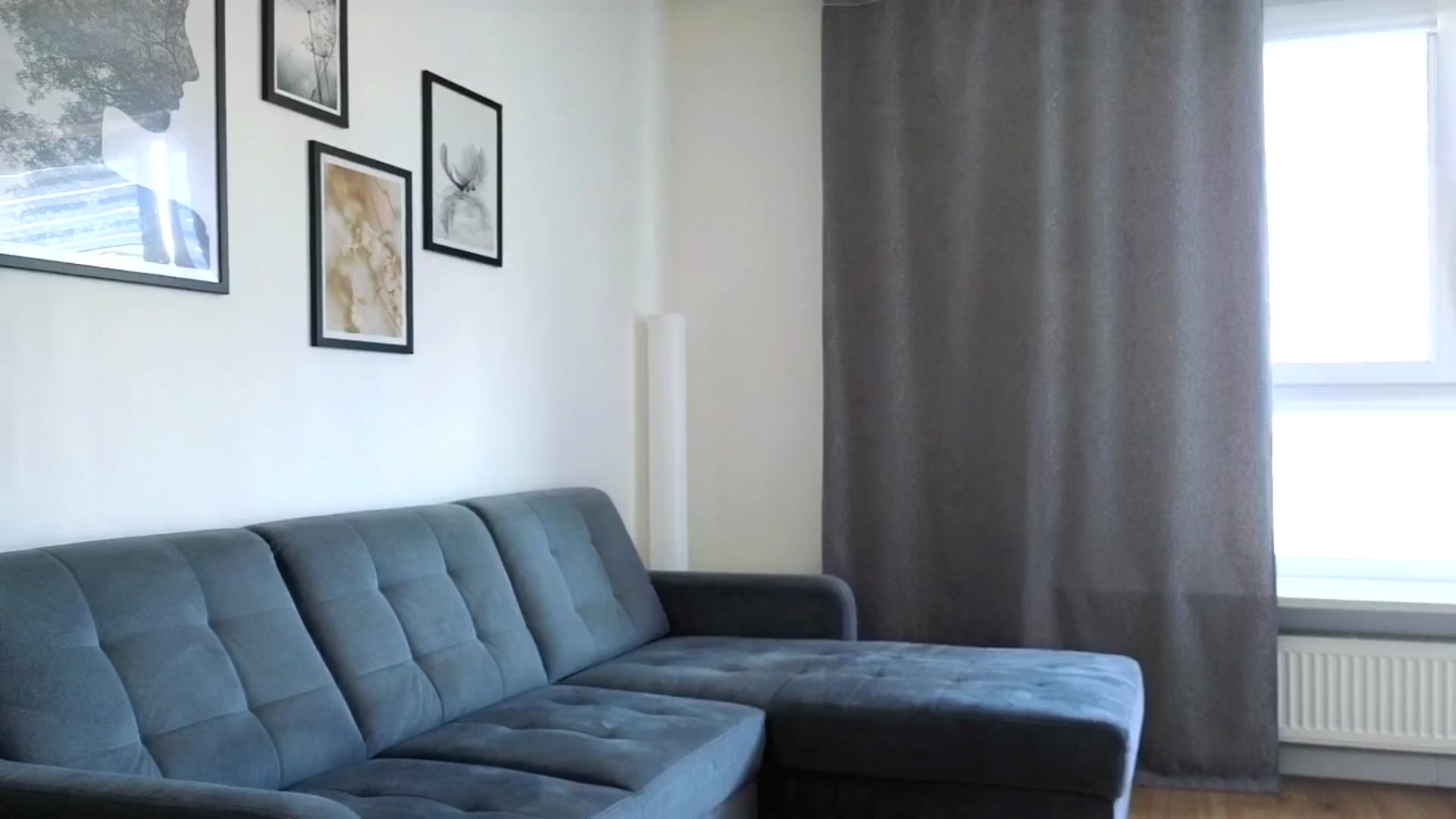 Gallery image thumbnail from Amber_Fry's myfreecams stream on, 04/22/2026, 16:32 image 4 of 20