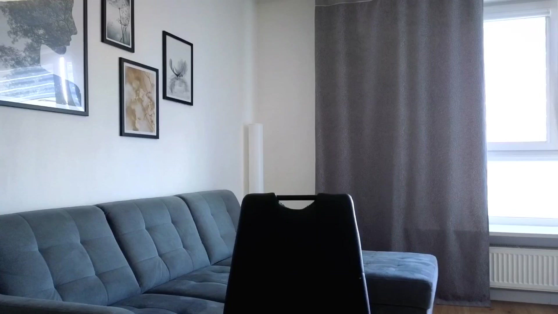 Gallery image thumbnail from Amber_Fry's myfreecams stream on, 04/22/2026, 16:32 image 11 of 20