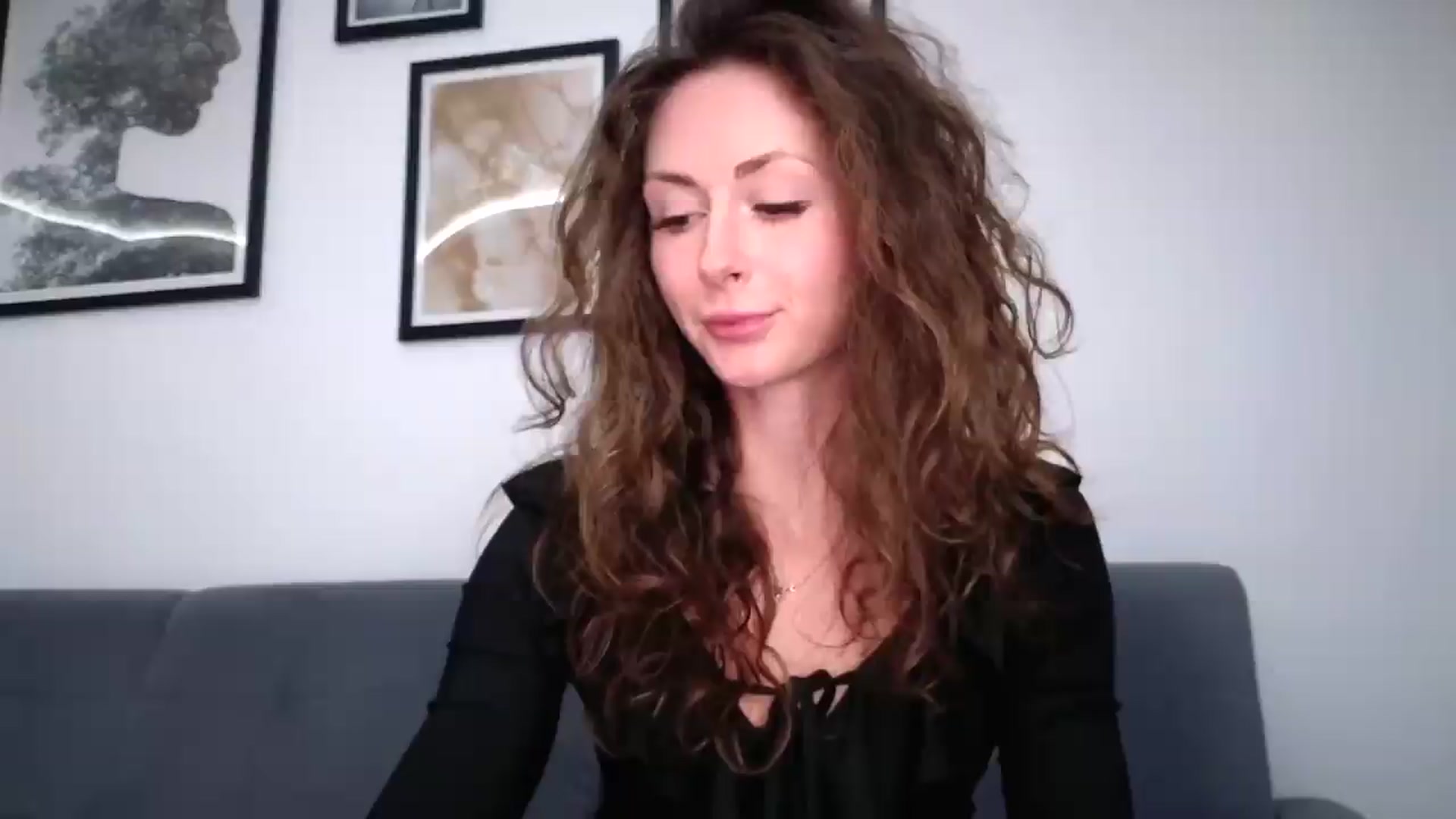 Gallery image thumbnail from Amber_Fry's myfreecams stream on, 05/12/2026, 14:00 image 13 of 20