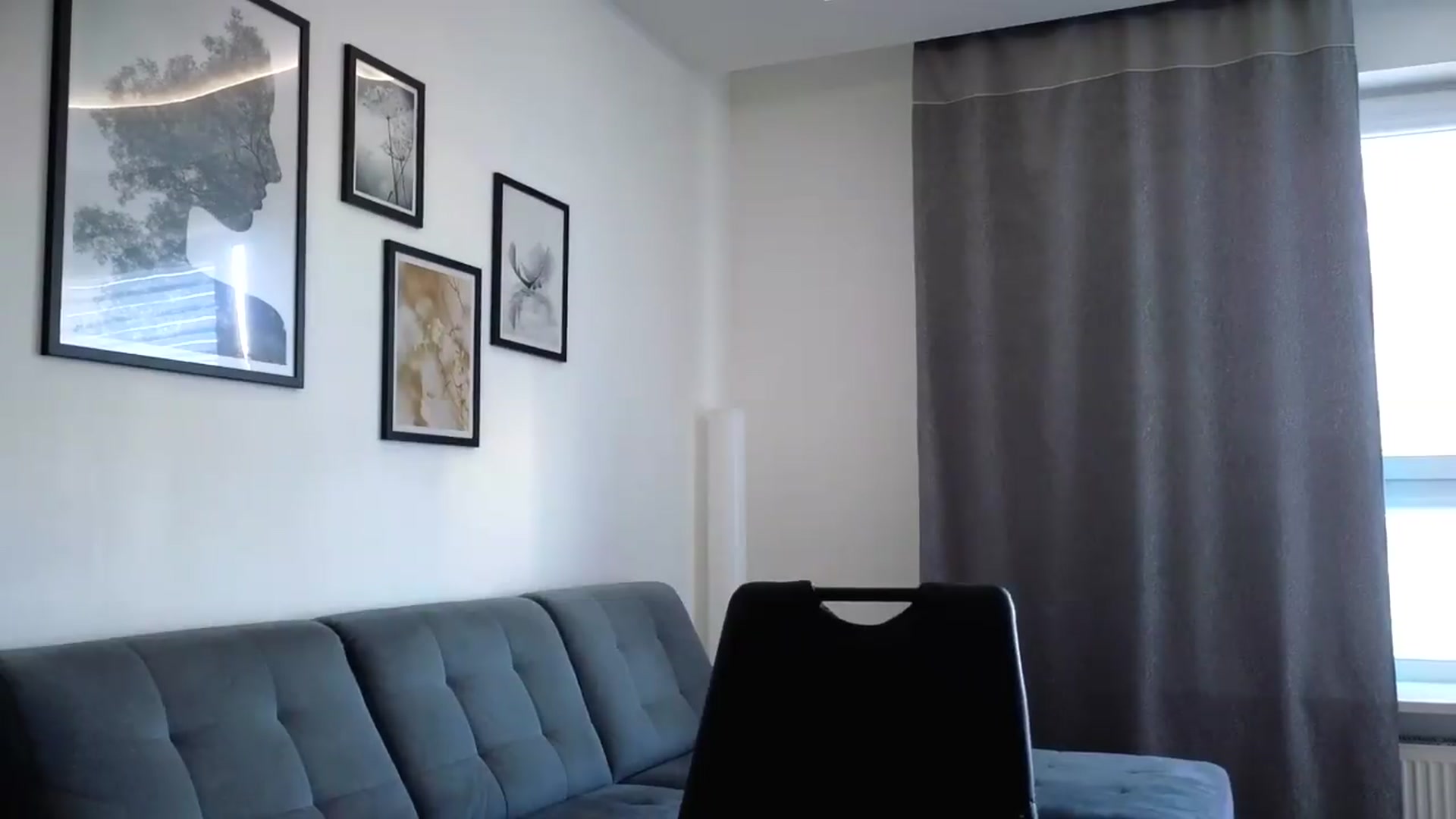 Gallery image thumbnail from Amber_Fry's myfreecams stream on, 05/14/2026, 17:05 image 13 of 20