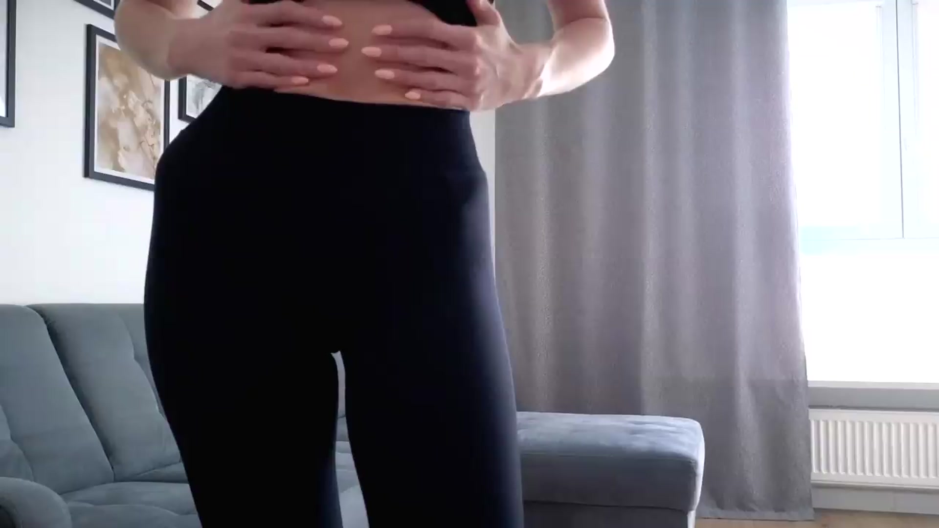 Gallery image thumbnail from Amber_Fry's myfreecams stream on, 05/19/2026, 14:53 image 2 of 20