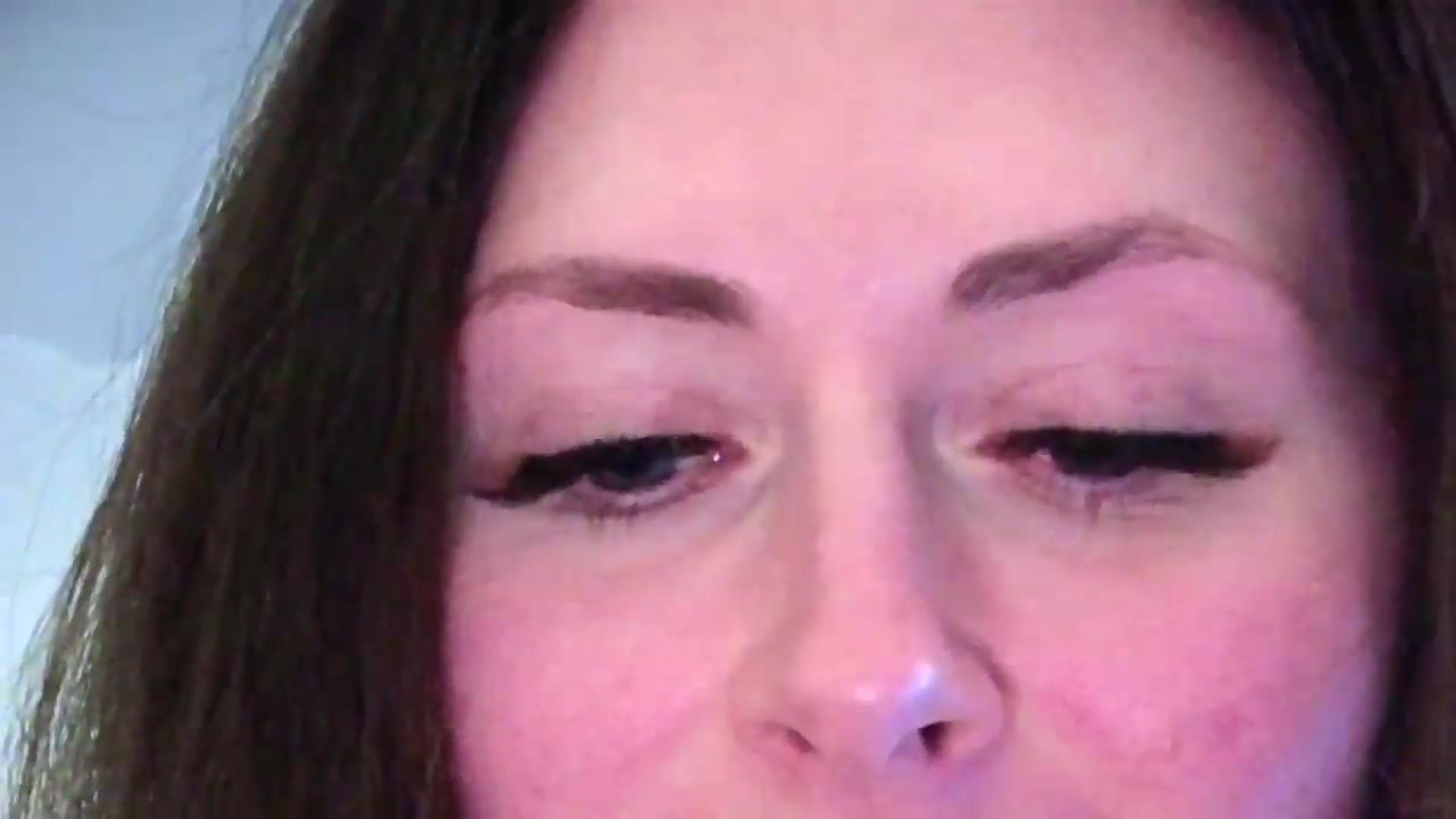 Gallery image thumbnail from Amber_Fry's myfreecams stream on, 06/11/2026, 21:05 image 10 of 20