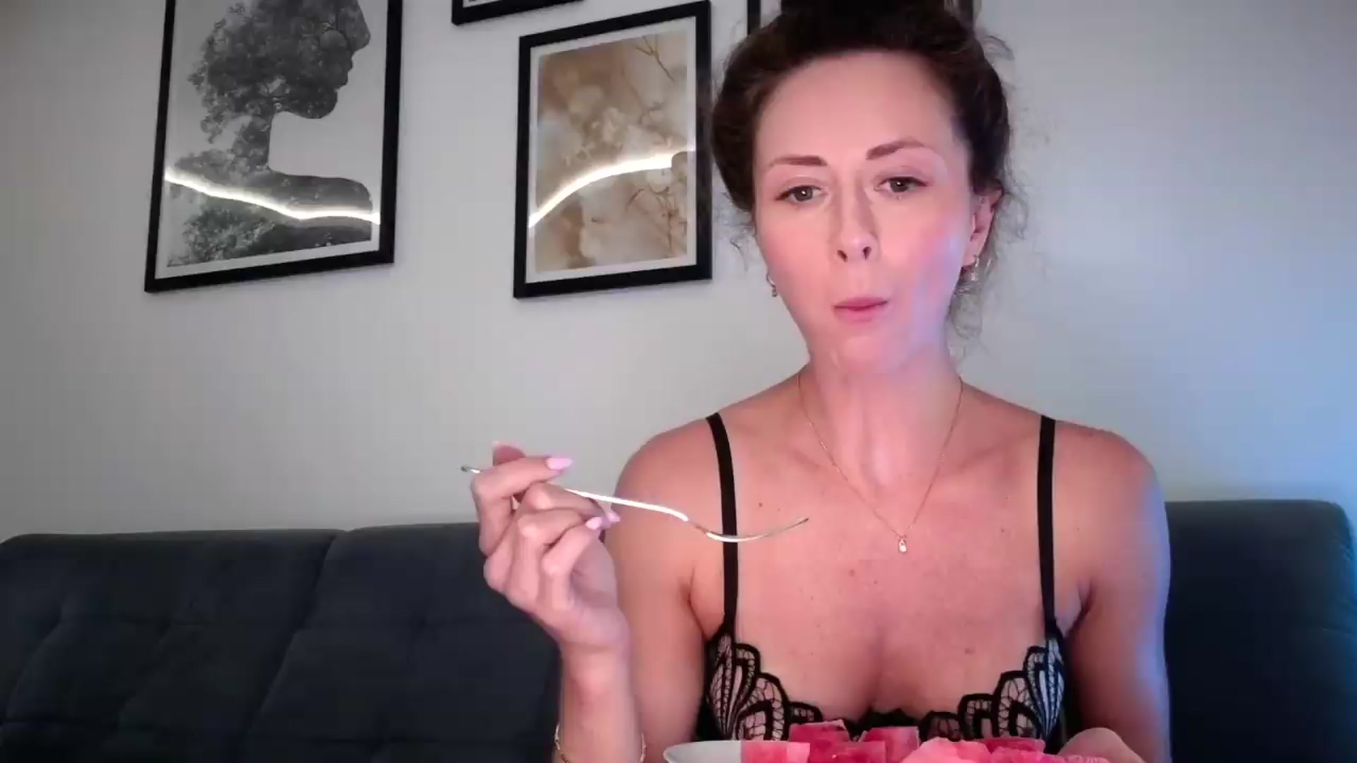 Gallery image thumbnail from Amber_Fry's myfreecams stream on, 07/11/2026, 18:14 image 11 of 20