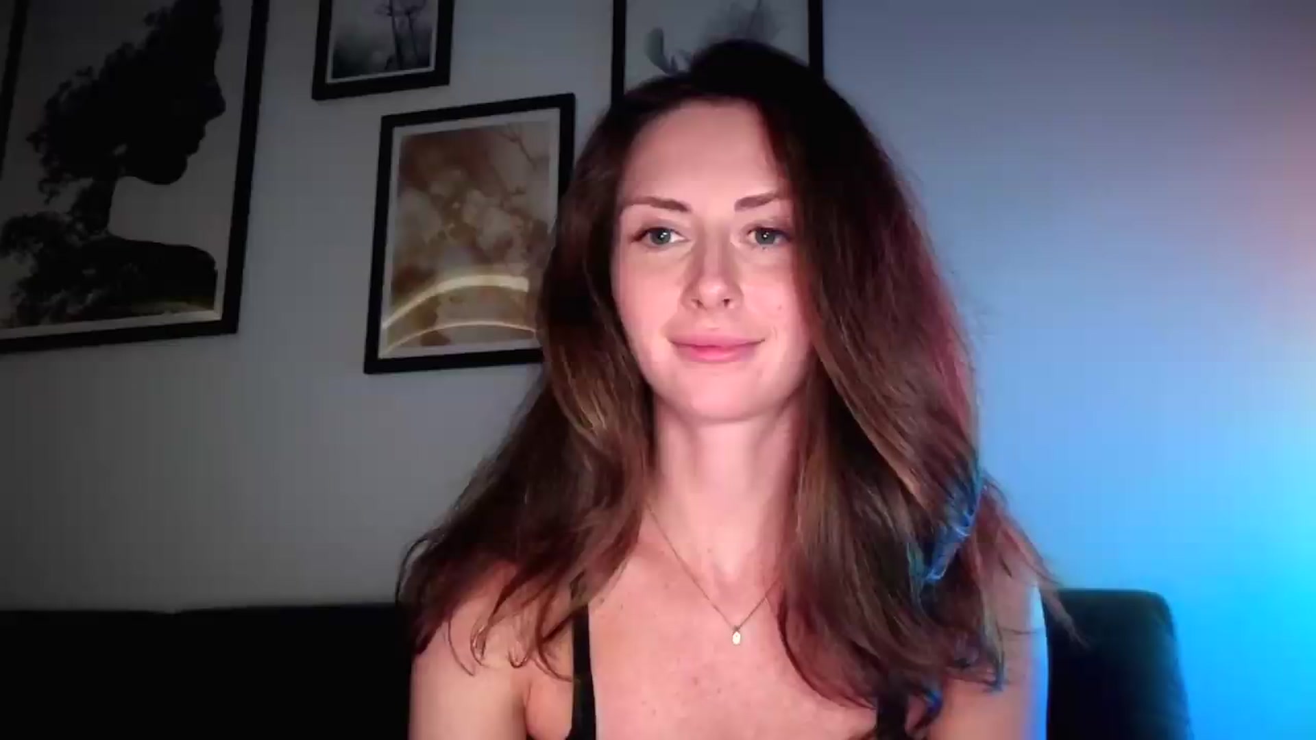 Gallery image thumbnail from Amber_Fry's myfreecams stream on, 07/11/2026, 20:41 image 13 of 20