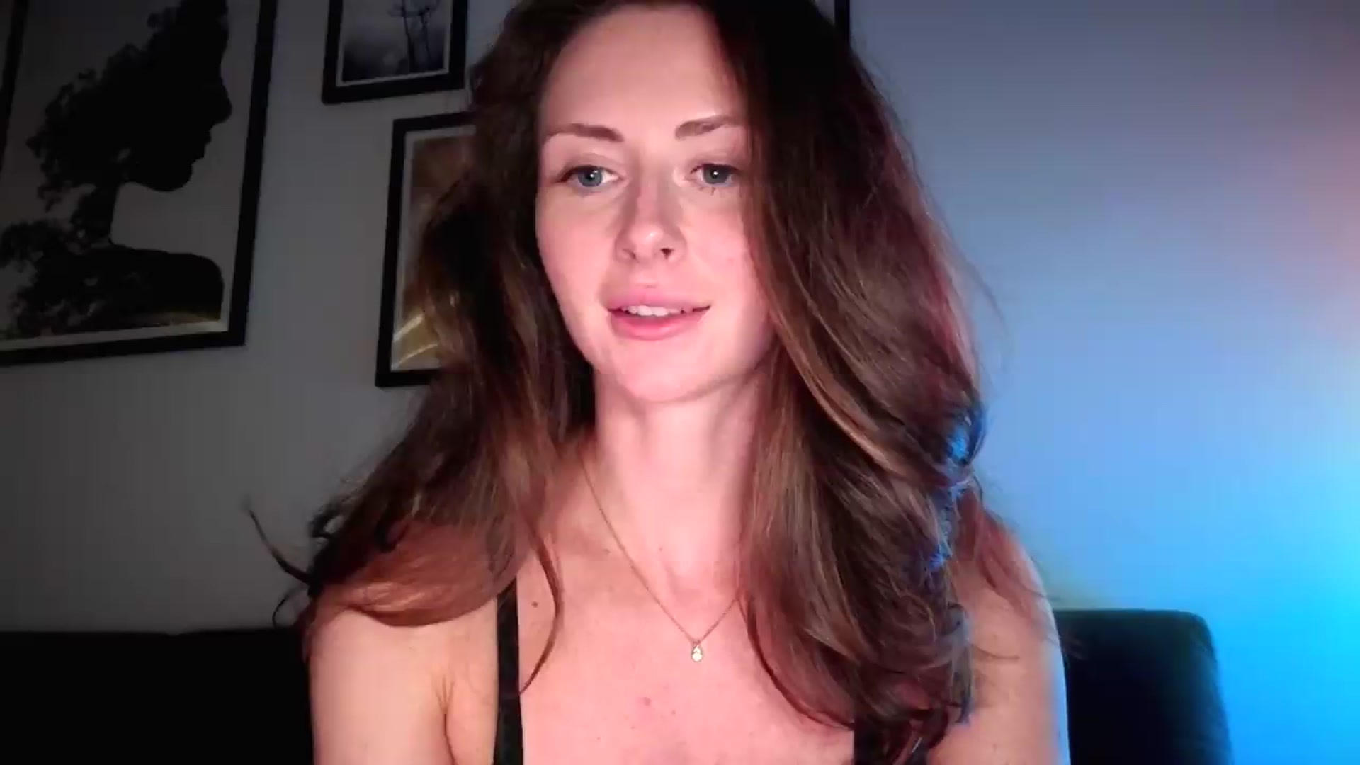 Gallery image thumbnail from Amber_Fry's myfreecams stream on, 07/11/2026, 20:41 image 6 of 20