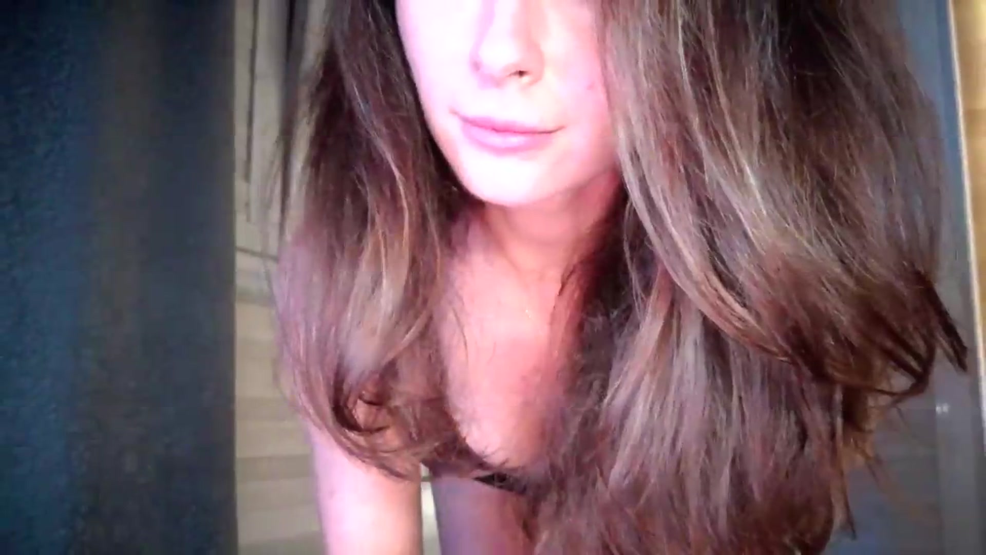 Gallery image thumbnail from Amber_Fry's myfreecams stream on, 07/11/2026, 22:44 image 11 of 20